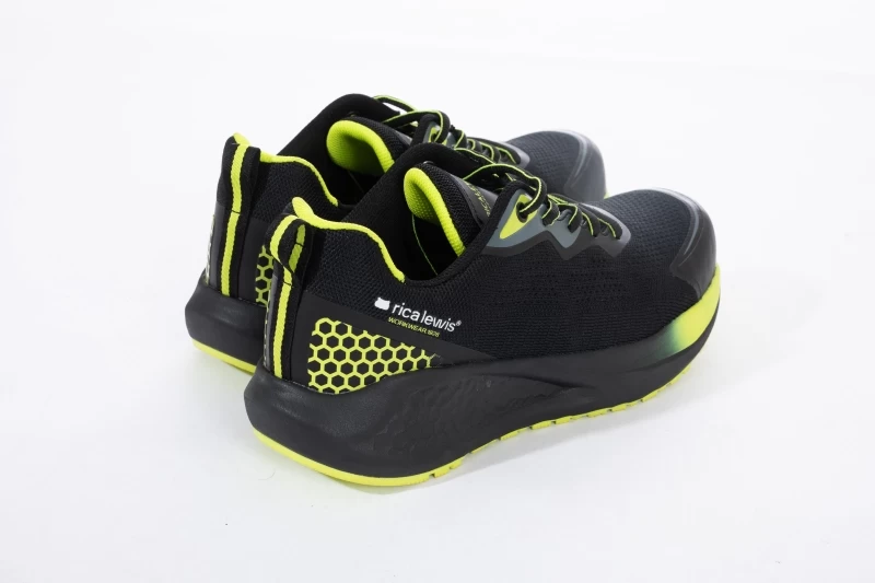 Chaussure de sécurité légère et respirante COBRA