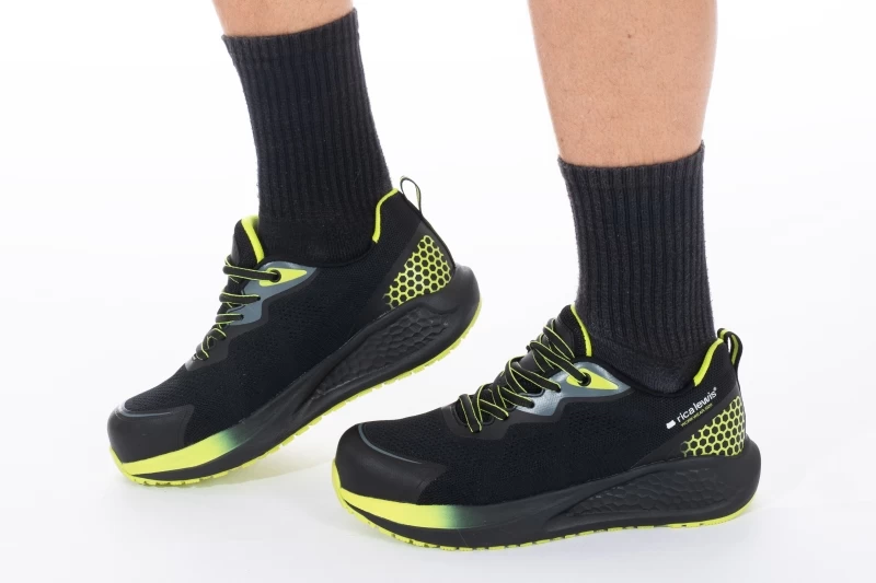 Chaussure de sécurité légère et respirante COBRA